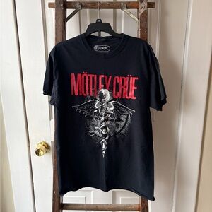 Men’s Black Mötley Crüe Graphic T-Shirt